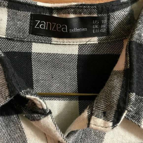 Zanzea collections Long sleeve button down size 10 - Picture 3 of 4